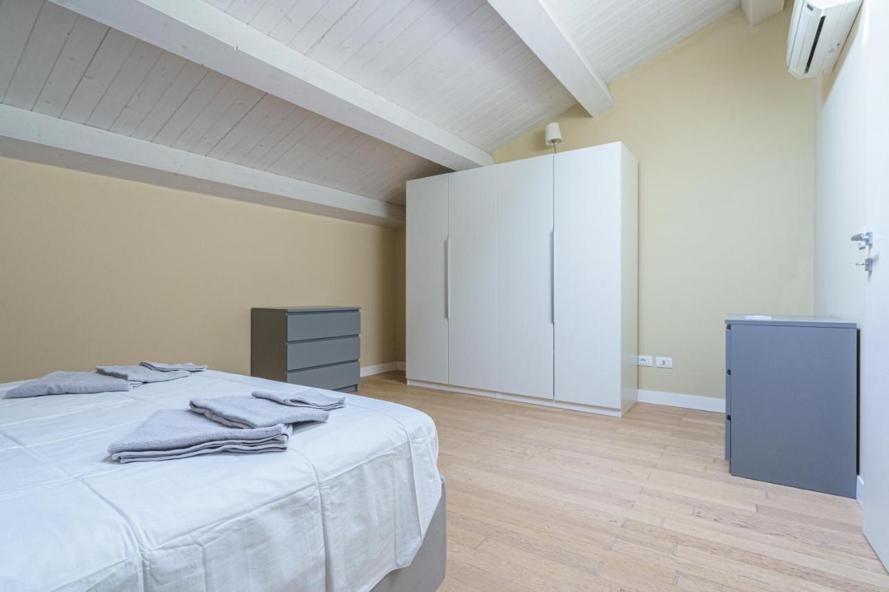 Holiday In Home Suite Archimede Катания Экстерьер фото